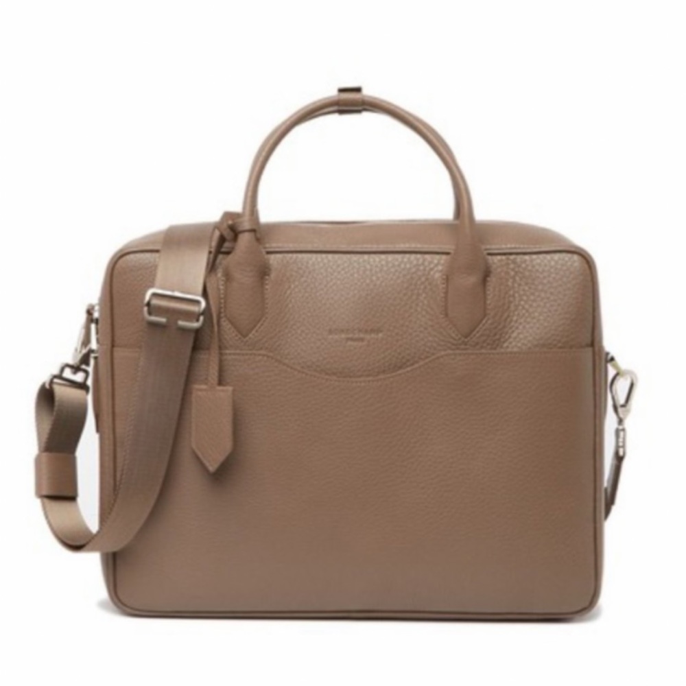 Longchamp leather briefcase NEW

Labor Day deal just sent out to likers !!!